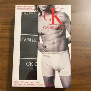 Calvin Klein Medium Boxer Brief 3 Pack